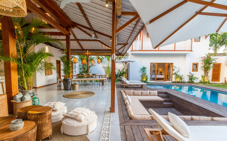 Luxusunterkunft mit Pool